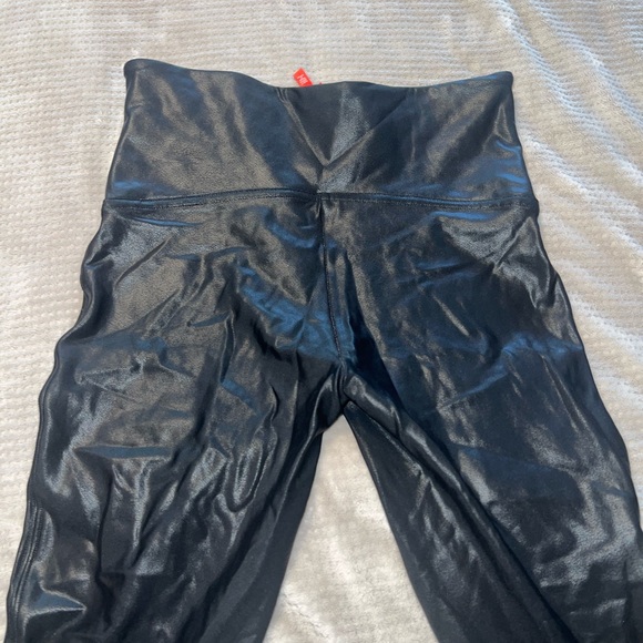 SPANX Faux Leather Leggings | Black | Size Large NWOT - Picture 5 of 5